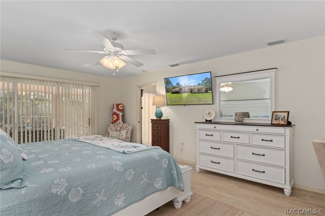 4999 N Buffalo Drive, Beverly Hills, FL 34465