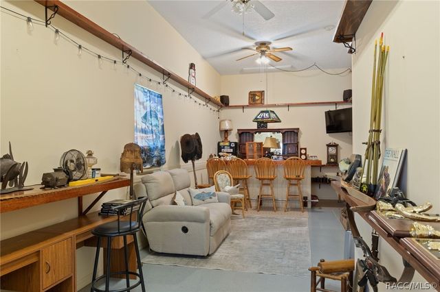 4999 N Buffalo Drive, Beverly Hills, FL 34465