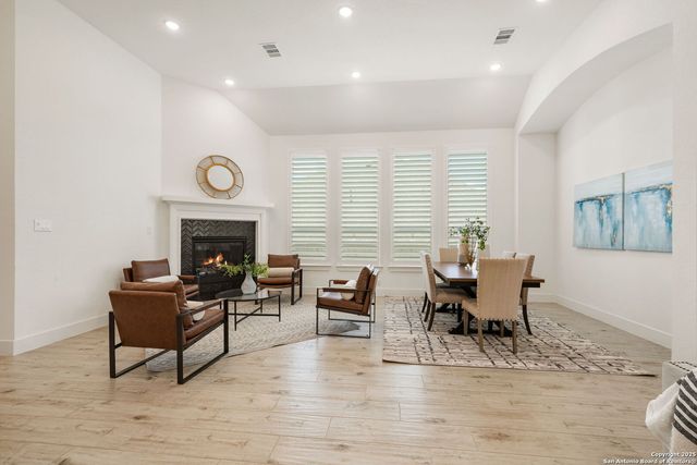 220 Corazon, Boerne, TX 78006