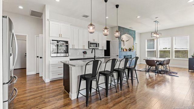 3225 hawthorne, Spring Branch, TX 78070