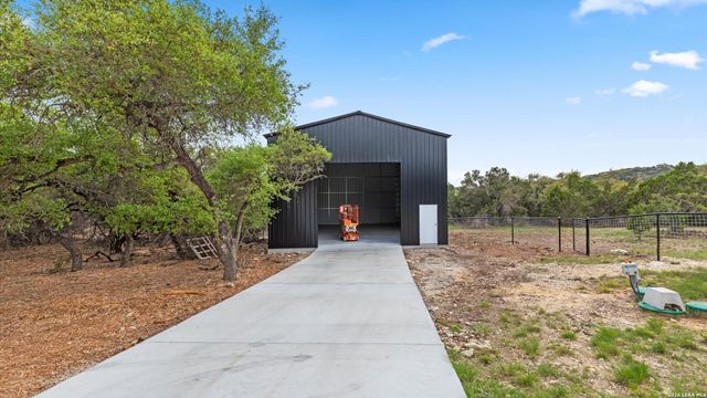 3225 hawthorne, Spring Branch, TX 78070