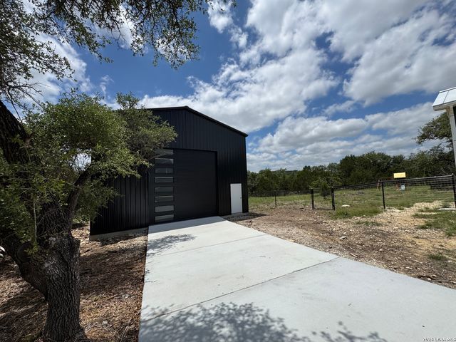 3225 hawthorne, Spring Branch, TX 78070