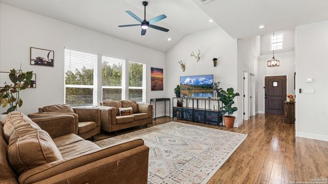 3225 hawthorne, Spring Branch, TX 78070