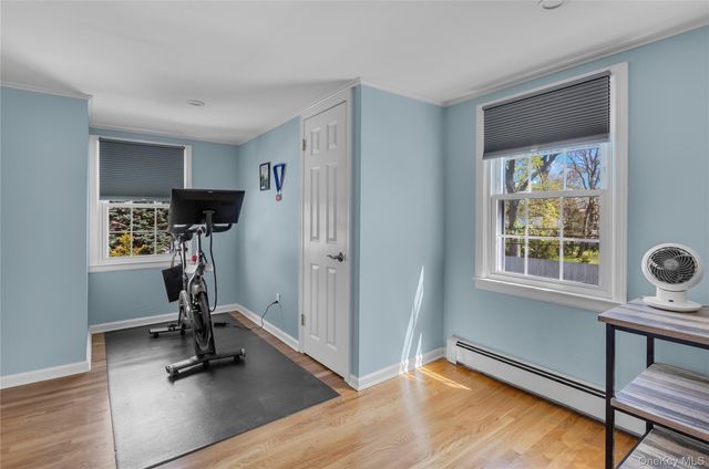 113 Roosevelt Avenue, Islip, NY 11751