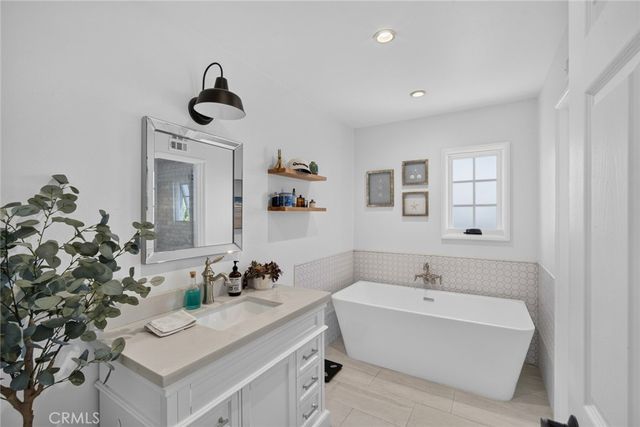 24622 Santa Clara Avenue, Dana Point, CA 92629