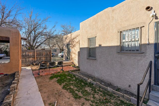 1113 Gold Avenue SW, Albuquerque, NM 87102