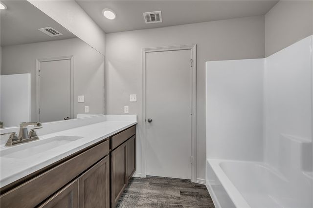 1632 Lucky Street, Bryan, TX 77803