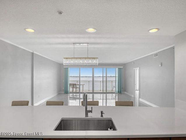 1435 S Harbor City Boulevard 703, Melbourne, FL 32901