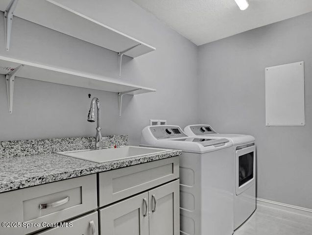 1435 S Harbor City Boulevard 703, Melbourne, FL 32901