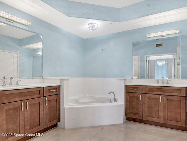 1435 S Harbor City Boulevard 703, Melbourne, FL 32901