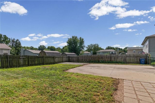 20209 E 17th Street Court N, Independence, MO 64056