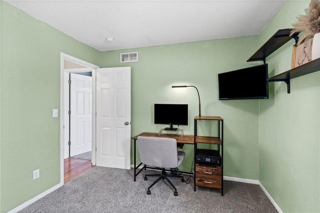 20209 E 17th Street Court N, Independence, MO 64056