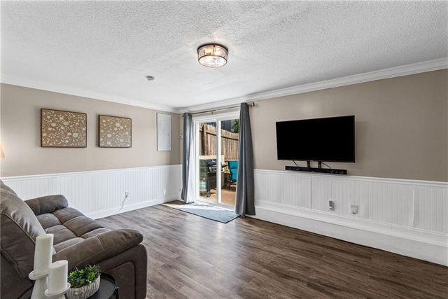 20209 E 17th Street Court N, Independence, MO 64056