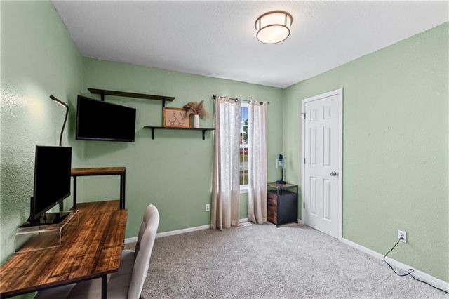 20209 E 17th Street Court N, Independence, MO 64056