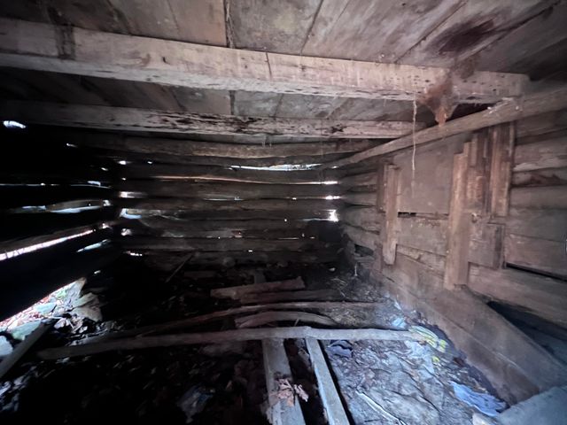 51 Houston Broughton Road, Flat Lick, KY 40935