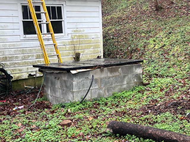 51 Houston Broughton Road, Flat Lick, KY 40935