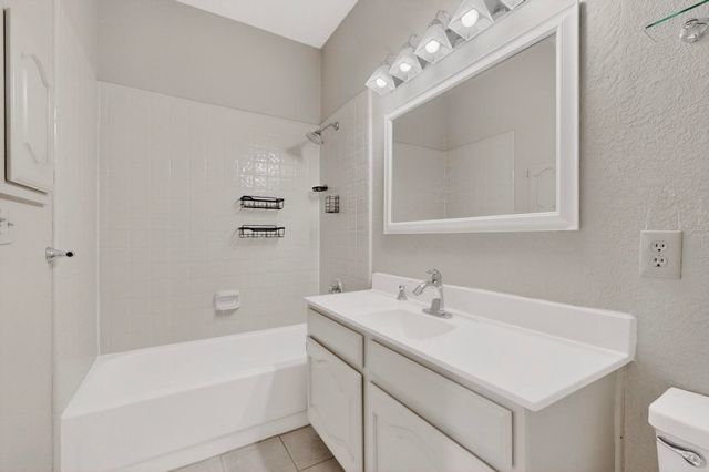 1405 Newbury Lane, Plano, TX 75025