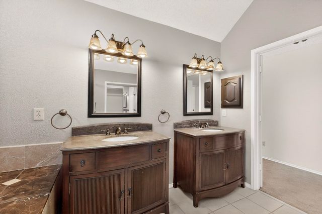 1405 Newbury Lane, Plano, TX 75025