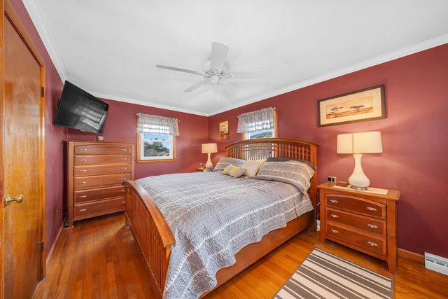 88 Whitehall Rd, Amesbury, MA 01913