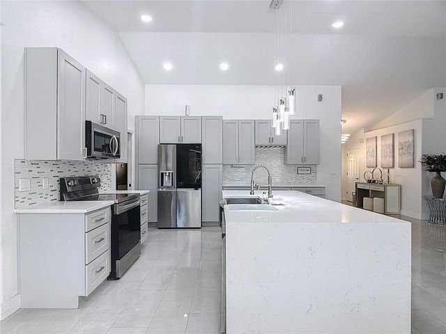 2295 ELDORADO COURT, St Cloud, FL 34771