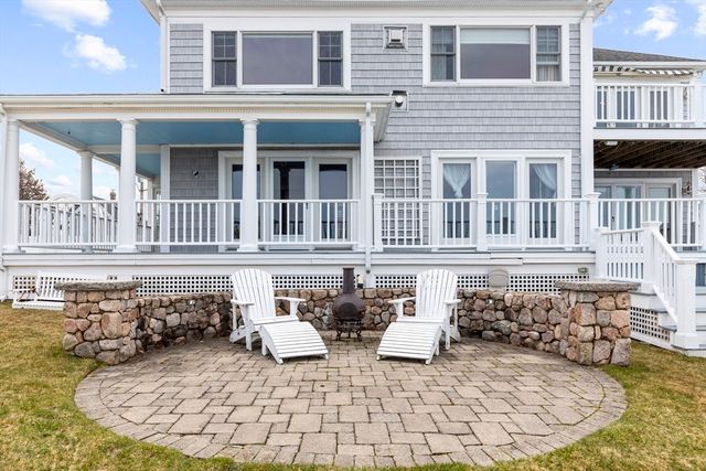 9 Sever St, Plymouth, MA 02360