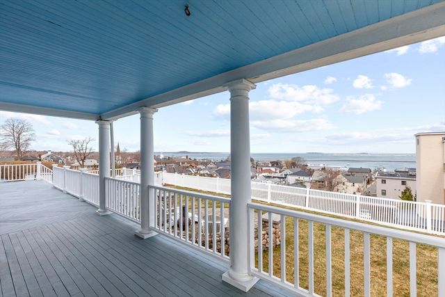 9 Sever St, Plymouth, MA 02360