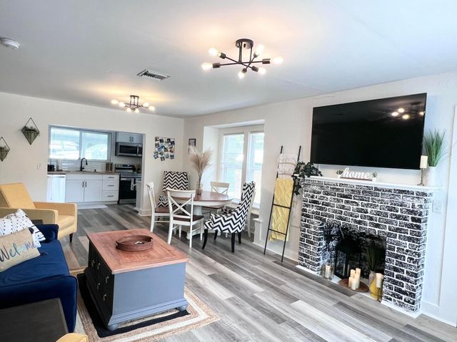 727 S N Street, Lake Worth Beach, FL 33460