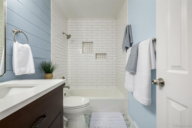 11054 W 68th Avenue, Arvada, CO 80004