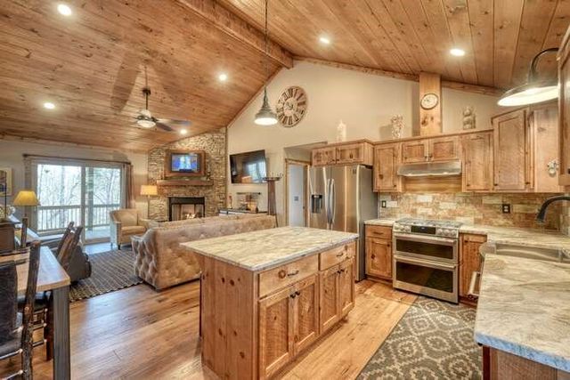 442 Hilltop Road, Murphy, NC 28906