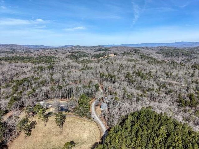 442 Hilltop Road, Murphy, NC 28906