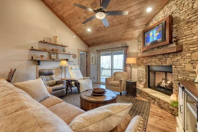 442 Hilltop Road, Murphy, NC 28906