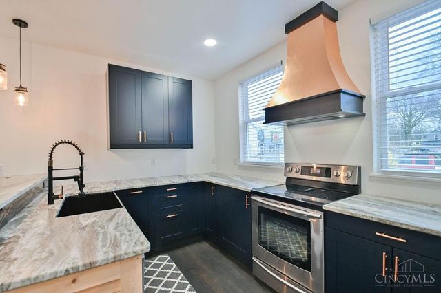 922 Vine Street, Hamilton, OH 45011