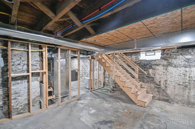 922 Vine Street, Hamilton, OH 45011