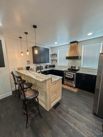 922 Vine Street, Hamilton, OH 45011