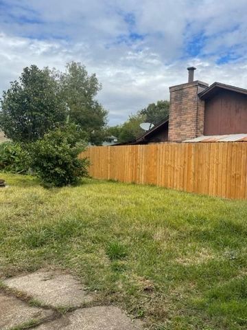 3204 Shelldrake Way, Baytown, TX 77521