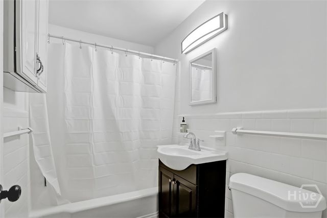 1410 E 51st Street, Savannah, GA 31404