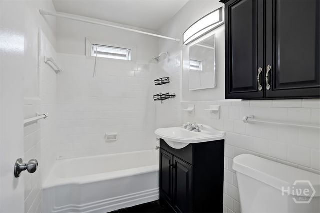 1410 E 51st Street, Savannah, GA 31404