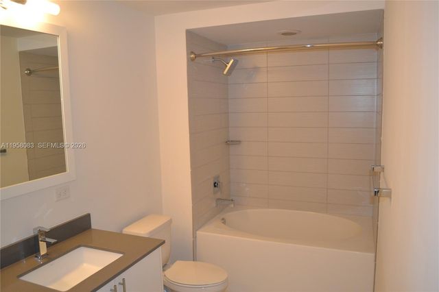 999 SW 1st Ave 3317, Miami, FL 33130