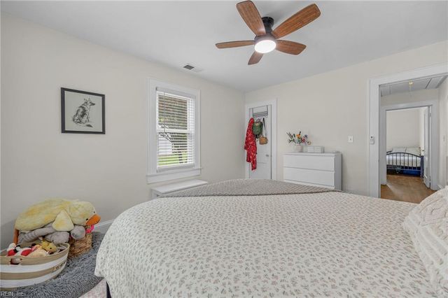 3734 Robin Hood RD, Norfolk, VA 23513