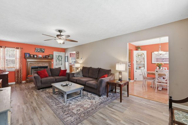 317 Middle View Drive, Ringgold, GA 30736