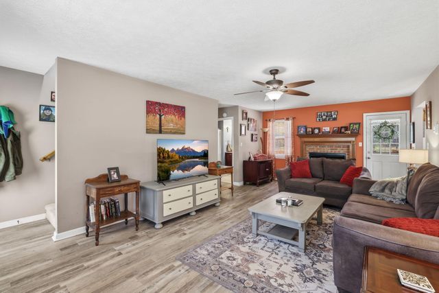 317 Middle View Drive, Ringgold, GA 30736