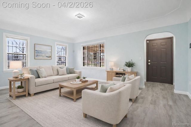 2613 Woodrow Avenue, Flint, MI 48506