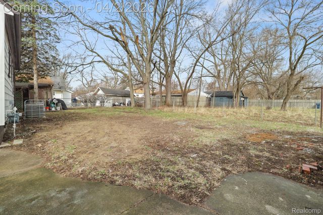 2613 Woodrow Avenue, Flint, MI 48506