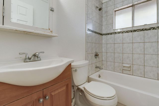 5900 Yeoman Way, Citrus Heights, CA 95610