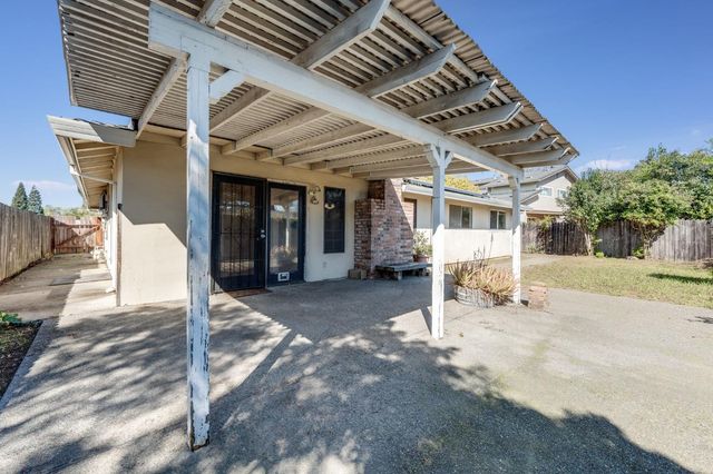 5900 Yeoman Way, Citrus Heights, CA 95610