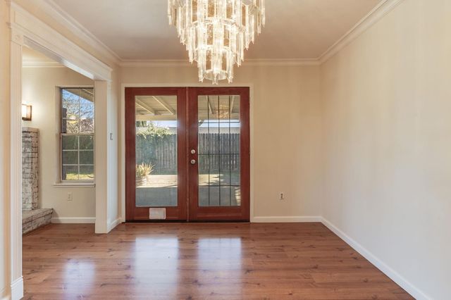 5900 Yeoman Way, Citrus Heights, CA 95610