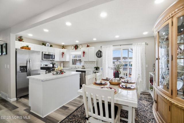 636 W Melrose Avenue, Findlay, OH 45840