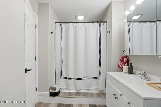 636 W Melrose Avenue, Findlay, OH 45840