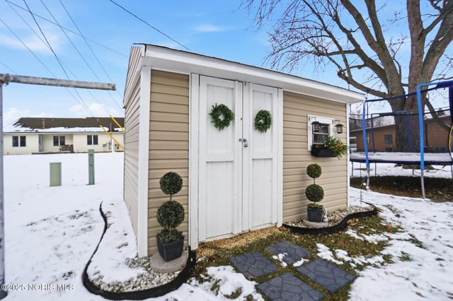 636 W Melrose Avenue, Findlay, OH 45840