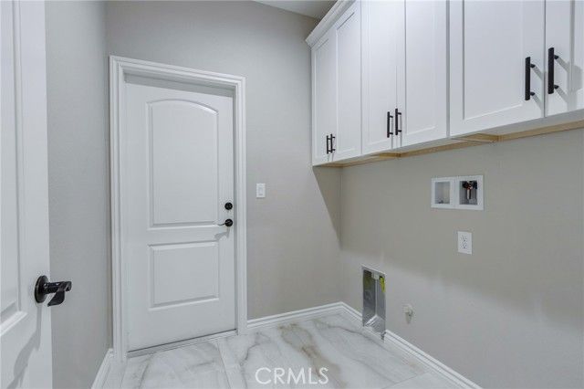 8575 Stockton Avenue, Hesperia, CA 92344